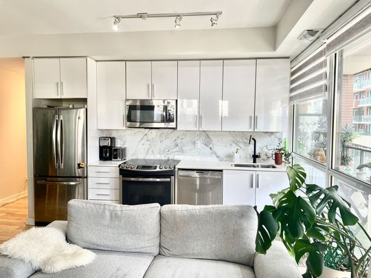 For Lease - 20 Bruyeres Mews Unit# 327, Toronto, Ontario - Photo 1