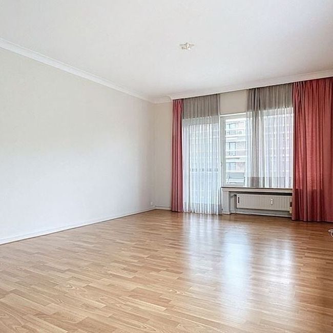 Appartement te huur in Elsene voor € 1.350 met 2 slaapkamers - Foto 1