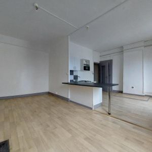 : Appartement 37.82 m² à SAINT ETIENNE - Photo 2