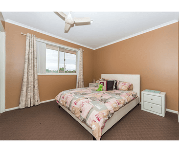 TOWNHOUSE IN PRIME GOLD COAST LOCATION - Photo 3