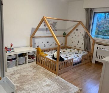 Beautiful 3.5 Room Apartment with Balcony & Parking in Nyon - Photo 5