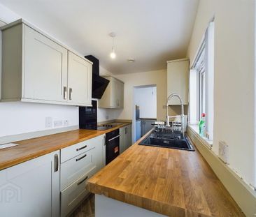 204 Donegall Road, Belfast, BT12 5NE - Photo 1