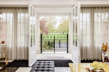 5 bedroom terraced house to rent - Photo 4