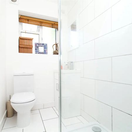 1 bedroom flat in Angel - Photo 4