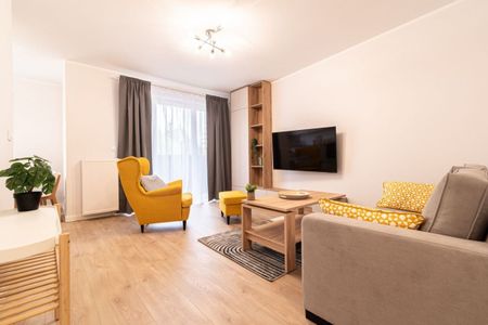 Mieszkanie do wynajęcia 4 pokoje Źródłowa, Łódź 74 m² - Фото 2