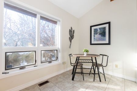 For Lease - 9 Damascus Drive, Caledon, Ontario - Photo 2