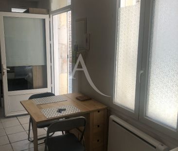 Location Appartement 1 pièce 23m² - Photo 2