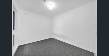 PRIME LOCATION! SHORT TERM LEASE AVAILABLE - Photo 2