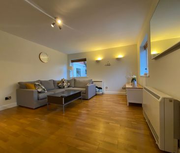 Henke Court, Atlantic Wharf, Cardiff Bay - Photo 2