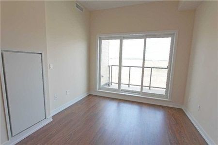 For Lease - 555 William Graham Drive Unit# 417, Aurora, Ontario - Photo 3