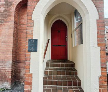Flat to rent on - Photo 5