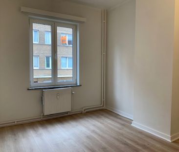 Flat - for rent - Photo 4