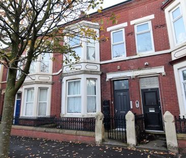 1 bedroom ground floor flat to rent - Photo 1