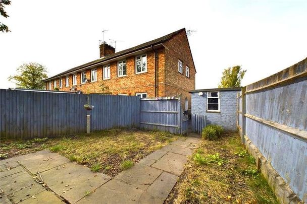 Ewhurst Close, Crawley, West Sussex, RH11 - Photo 1