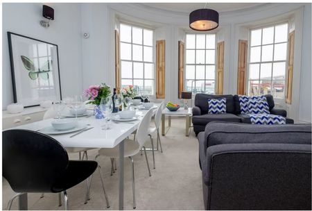 2 Bed Flat, Marine Parade, BN2 - Photo 4