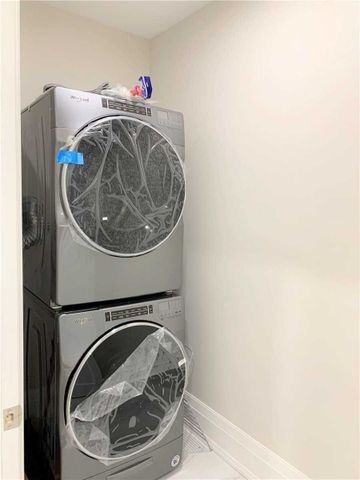 For Lease - 168 Fairview Road, Mississauga, Ontario - Photo 4