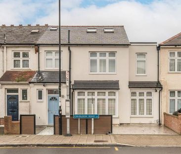 4 bedroom terraced house to rent - Photo 5