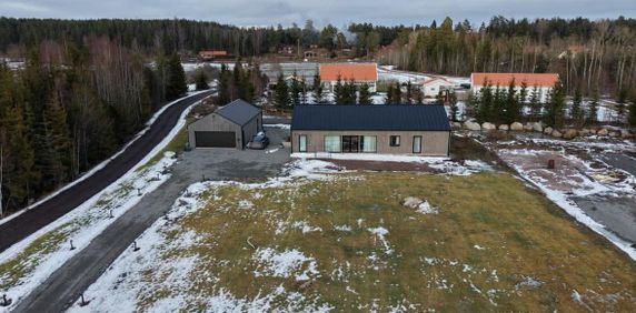 Lena-Ängeby, Storvreta - Photo 2