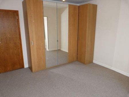 2 Bed Maisonette, Brooke Avenue, HA2 - Photo 2