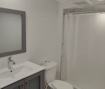 For Lease - 8 Chiming Road, Brampton, Ontario - Photo 4