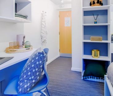 Bronze Room - Photo 1