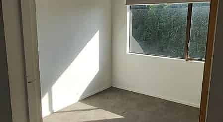 Tidy 3BR Home in Kelvin Grove - Photo 3