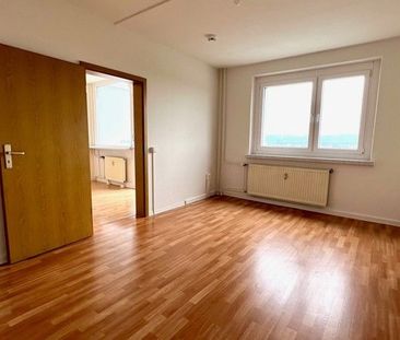 2-Zimmerwohnung mit Balkon, Aufzug und tollem Blick über Dresden! - Foto 6