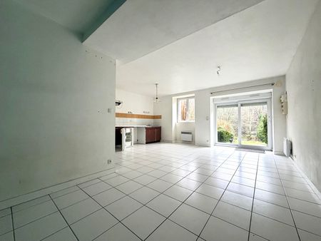 Location Appartement 1 pièce 35m² BREST 29200 - Photo 3