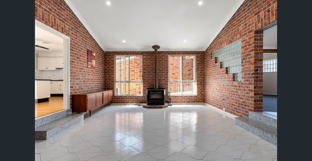 It's So Good To Be Home !! - Photo 1