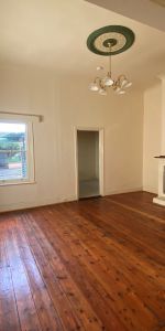 21 Sutherland Street, Brunswick VIC 3056 - Photo 3