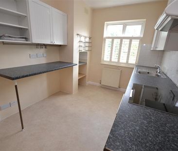 2 bedroom maisonette to rent - Photo 5