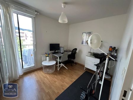 Appartement à louer 4 pièces 79.68m² - Photo 2