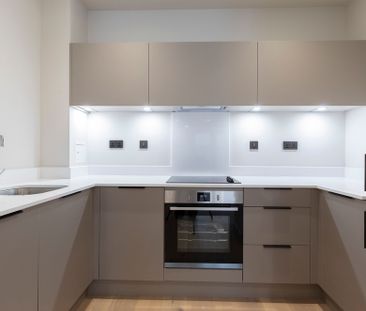 St. Georges Road, Cheltenham GL50 3FL - Photo 5