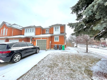 For Lease - 2 Palmolive Street, Brampton, Ontario - Photo 3