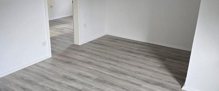 Renovierte großzügige Dachgeschoß Wohnung in Kupferdreh - Foto 1