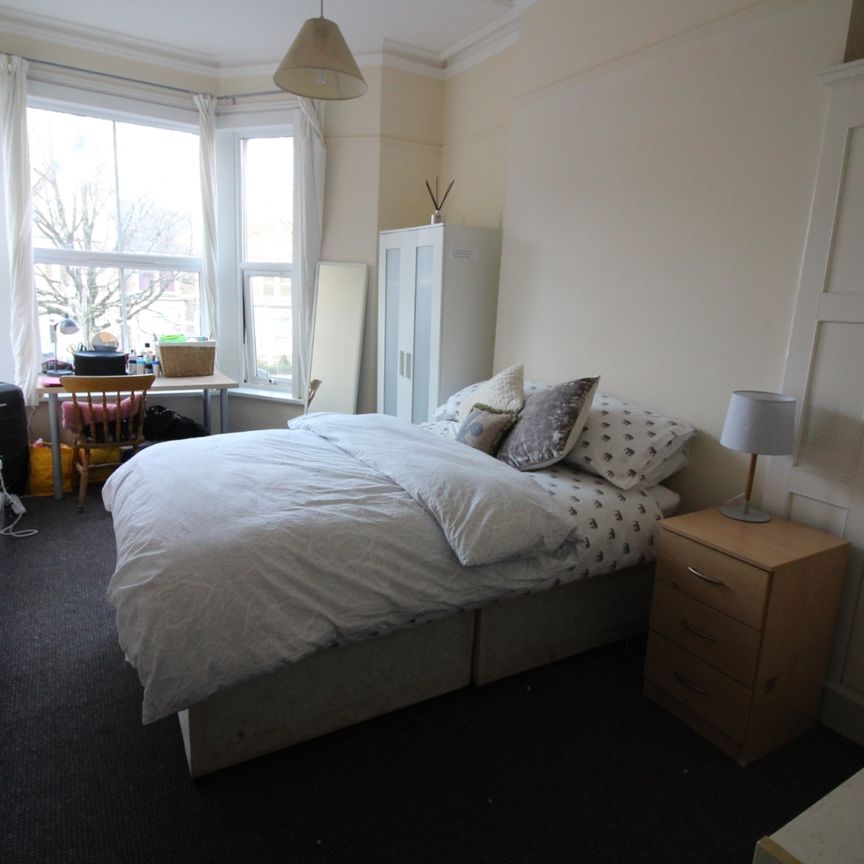 Ruthin Gardens, Cathays - Photo 1