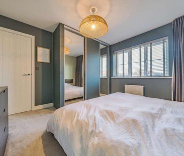 Bury St. Edmunds, Suffolk, IP32 - Photo 3