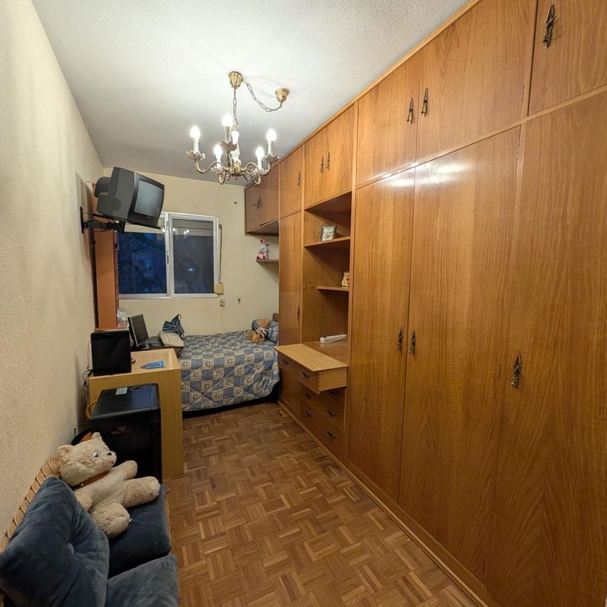 Piso de alquiler en Calle Castellon, Centro - Photo 1