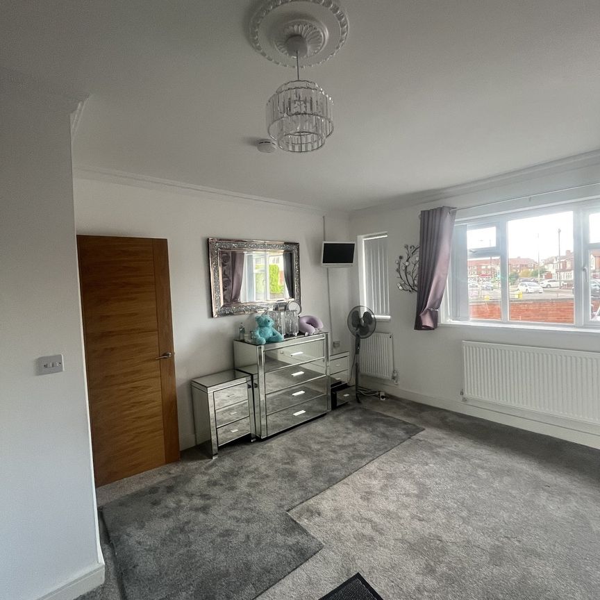 SheafLane, BIRMINGHAM - Photo 1