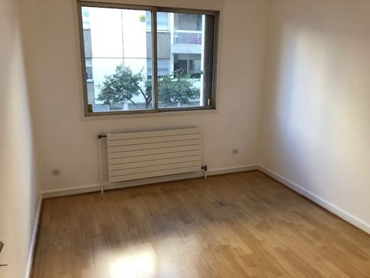 JOLI T2 DE 45.34 M² AU 1ER ETAGE AVEC ASCENSEUR - 69007 LYON PROCHE DE LA MANUFACTURE - Photo 1