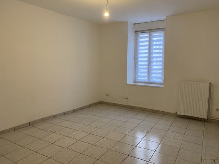 Location Appartement 3 pièces 70m² BOURGES 18000 - Photo 5