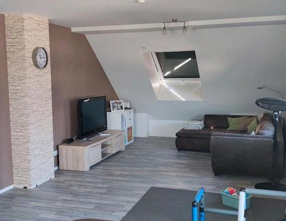 Helle Dachgeschosswohnung 60m², 63820 Elsenfeld - Foto 1
