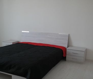 Kiadó felújított panel lakás - Pécs - Fotó 1