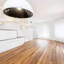 Apartment in the center 2 bedrooms for rent Alvalade Lisboa - air conditioning, garage, equipped, store room, terrace, central heating - Foto 1