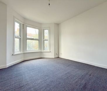 3 Bed Terraced House, Clandon Road, IG3 - Photo 5