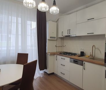 Închiriez apartament de 2 camere,situat in cartierul Turnisor,bloc nou - Photo 2