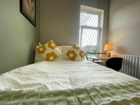 1 bedroom in a house share to rent - Photo 5