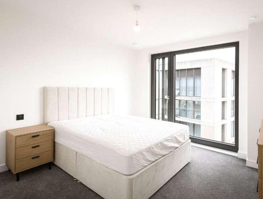 Ashted Wharf, Glasswater Locks, B4 - Photo 1