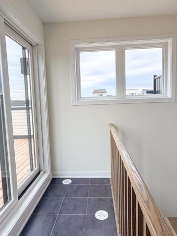 For Lease - 21 Harvey Bunker Crescent, Markham, Ontario - Photo 2