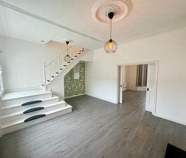 3 bedroom terraced house to rent - Photo 2